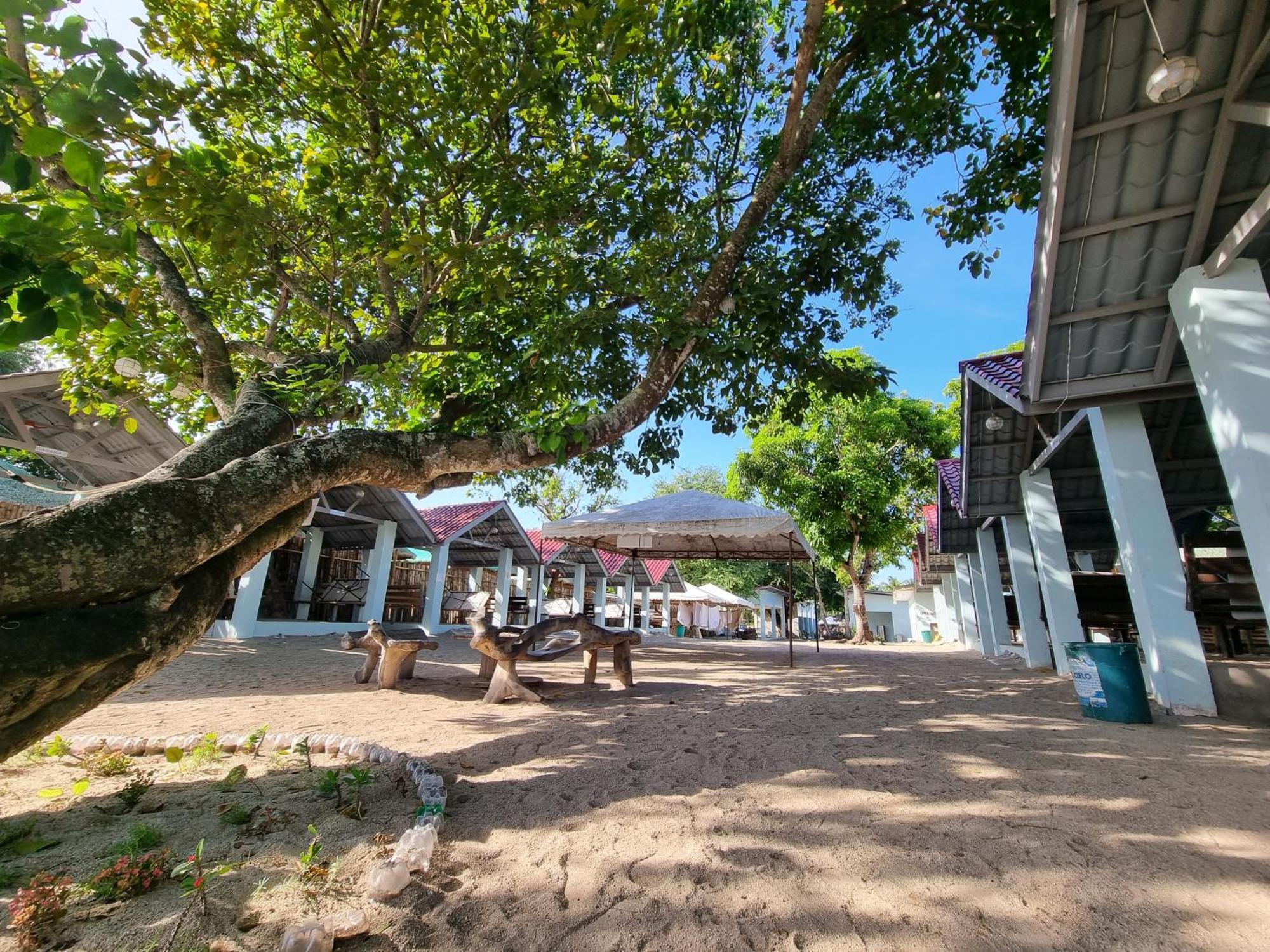 Yemaya De Laiya Powered By Cocotel Batangas Zewnętrze zdjęcie